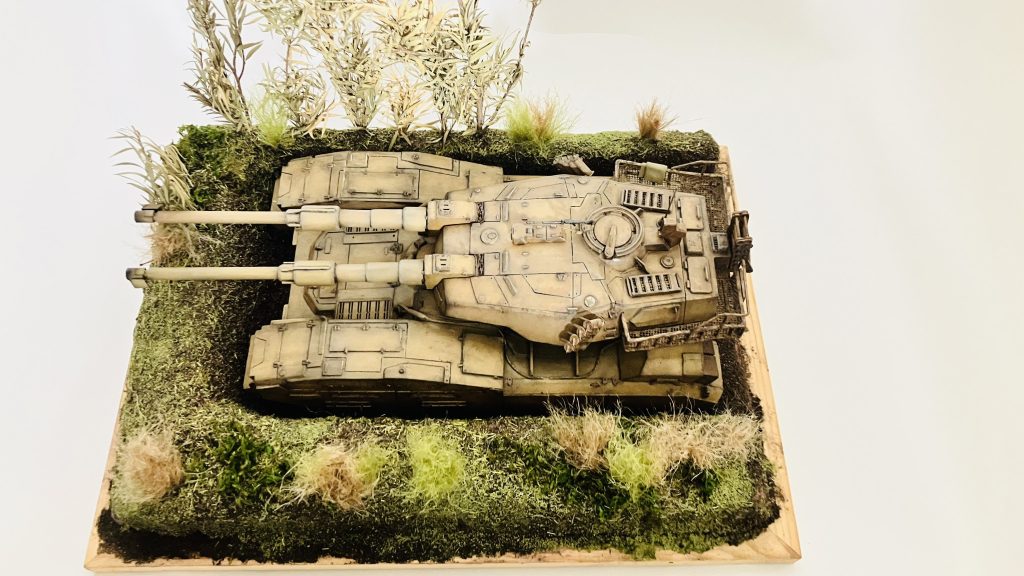 穴は1/48 61式戦車をベースに大きさを決めました1/48でも普通の1/35戦車と、ほぼ同じサイズなくらいのデカブツです∩^ω^∩汎用のジオラマなので、他の1/35戦車にも使えるように調整しましたψ(`∇´)ψが、1/48 マゼラ・アタックもやろうと思って準備したら入りませんでした😭デカ過ぎた