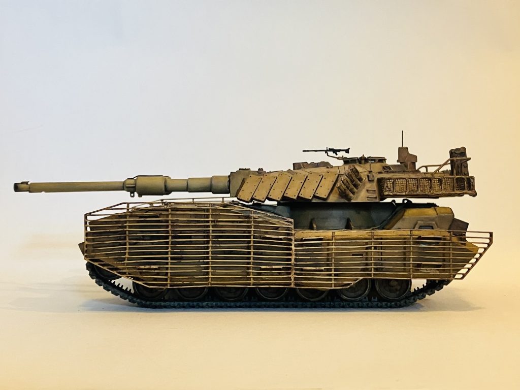 サイドスカートの形に合わせたから、結構大変でした