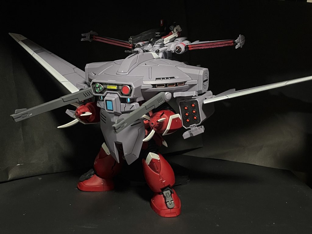 キャバリア合体時もファランティスに取り付けたレールガンとビームライフル両方使用可能