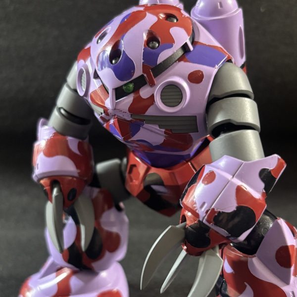 量産型ズゴック 迷彩仕様