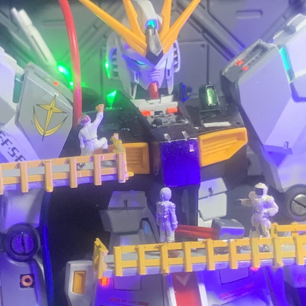 νガンダム　格納庫（ジオラマ）