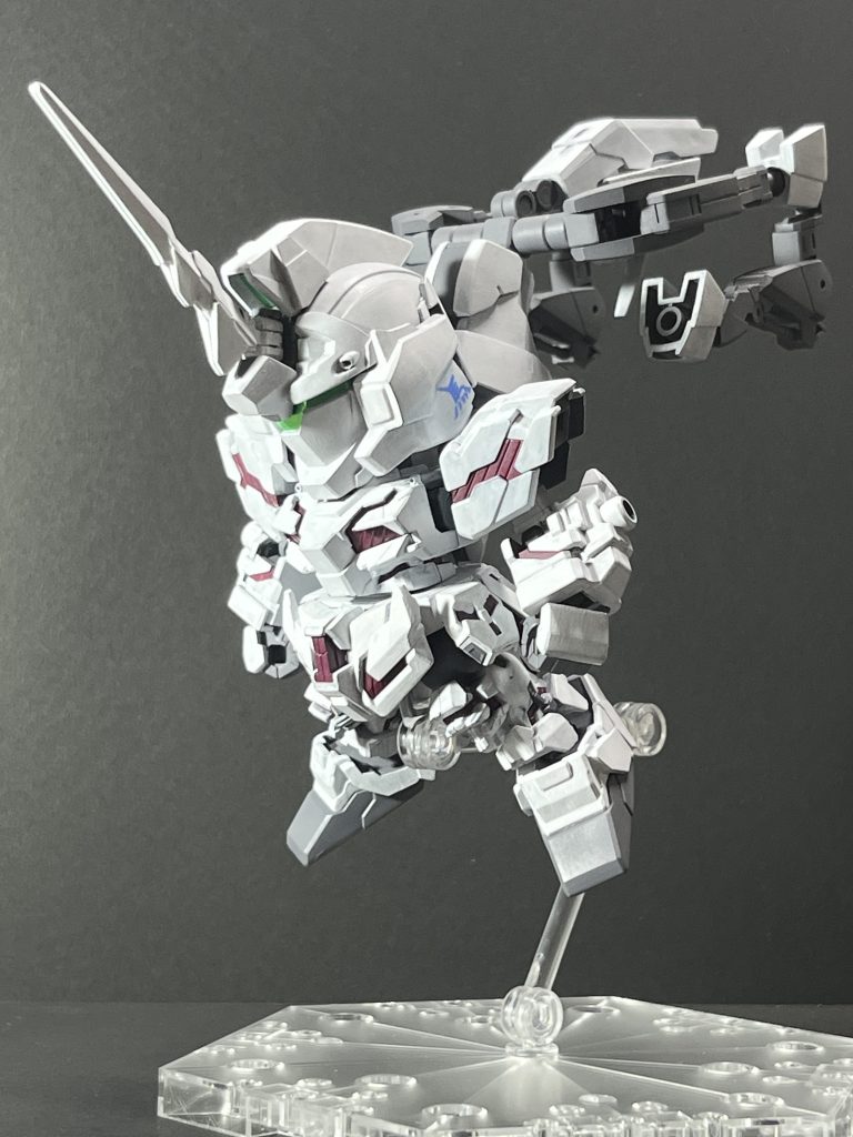 ユニコーンモード。馬パーツはバックパックにして背負ってます。