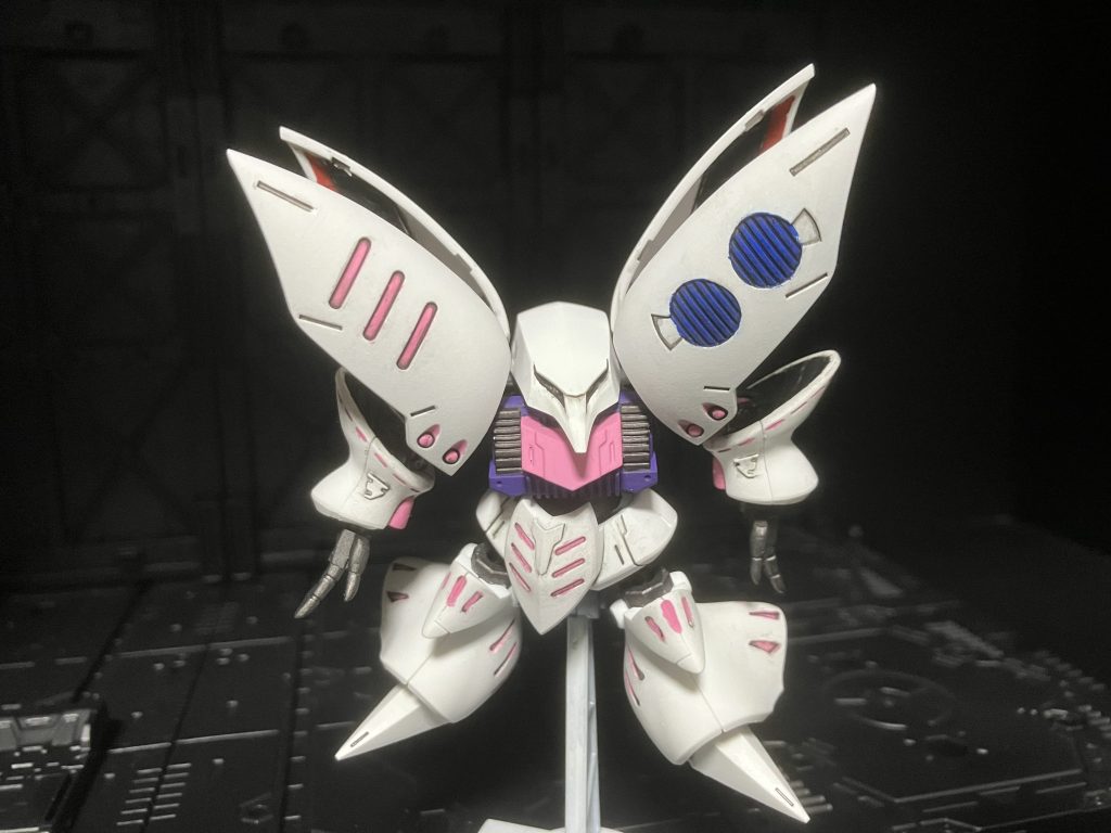 初めは食玩なのでシールを貼って足りないトコを部分塗装のつもりでしたが気がついたらガッツリ全塗装してました。