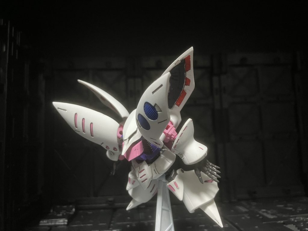 印象的なハマーンのセリフがあります。寂しげな表情と声当で「強化しすぎたか…」、「これで意のままに動かせる持ち駒が、一つ失ったか…」あの冷徹なハマーン様も悲しむ時があるんだなと子供ながらに思った記憶があります。後半のZZは熱いです。プラモの話しにもどりますがこのシリーズは少しお値段が安い様な気がしますがチェックしていきたいと思います。