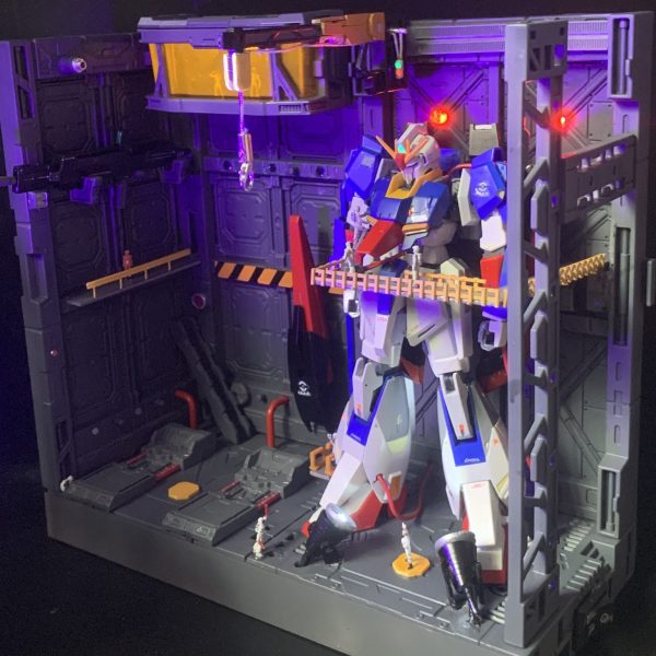 ゼータガンダム　格納庫（ジオラマ）