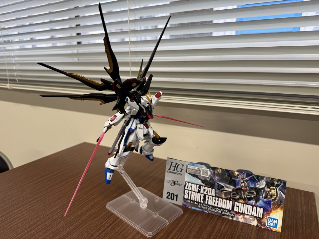 ストライクフリーダム　HGUC–2枚目/制作者：匿名