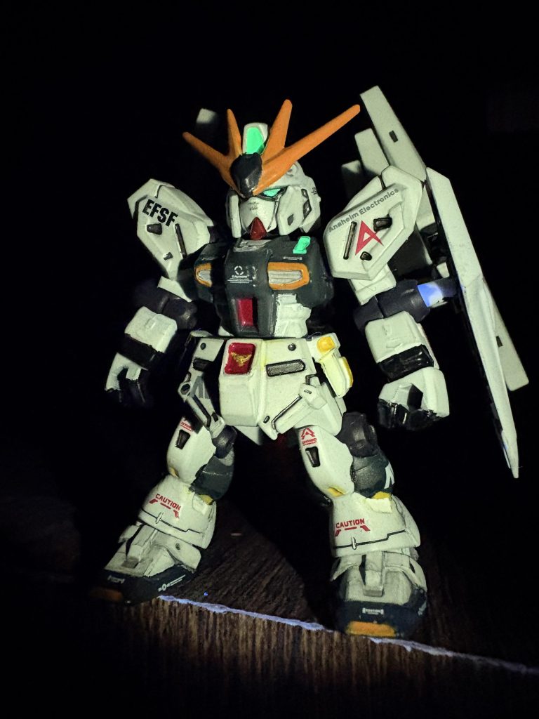 ヘッドパーツ、胸センサーに蛍光グリーン入れて見ました。