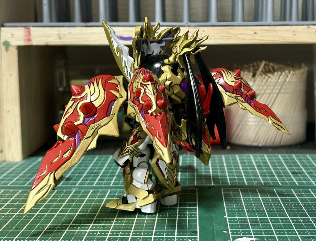 今回エングレービングの所がまぁまぁ辛かったですね（ ; &nbsp;; ）それでもここまで出来れば個人的には上等かな？所々サフのままの所があるのは、ご愛嬌って事でww