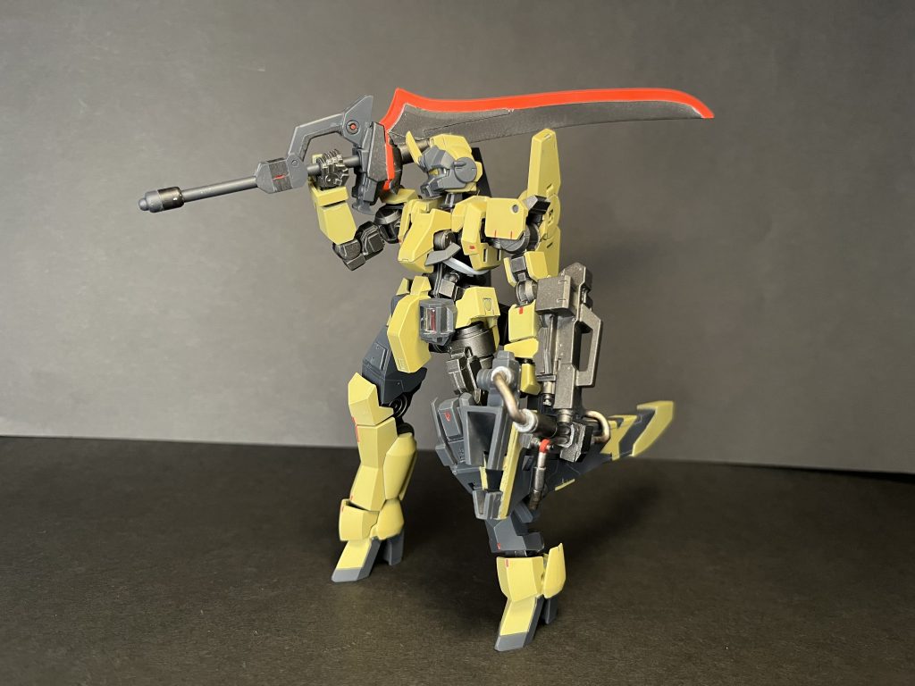 ワイルズなので左手のスリンガーや導虫代わりのビームライトも抜かりなく(バルバトスと比べると大分簡易的ですが)