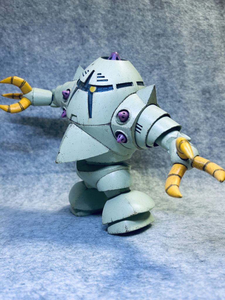 ボールジョイント化したので少しはポージング可能です😁