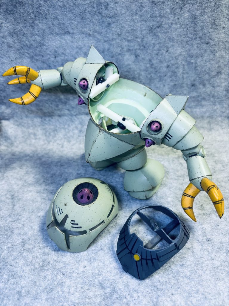 爪と膝以外、ボールジョイント🛠️そもそも膝には関節あるのか🤔頭部はHGのように内部フレームも作りました✨