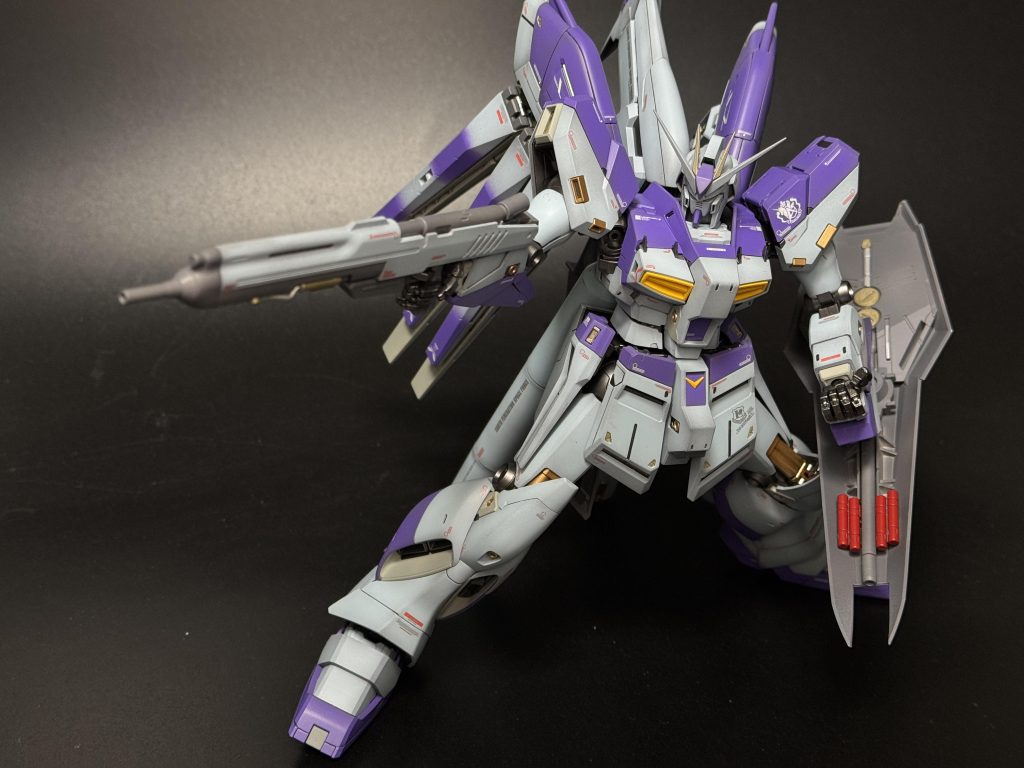 後々画像検索してみましたがもうちょっと青色が強い感じでした笑