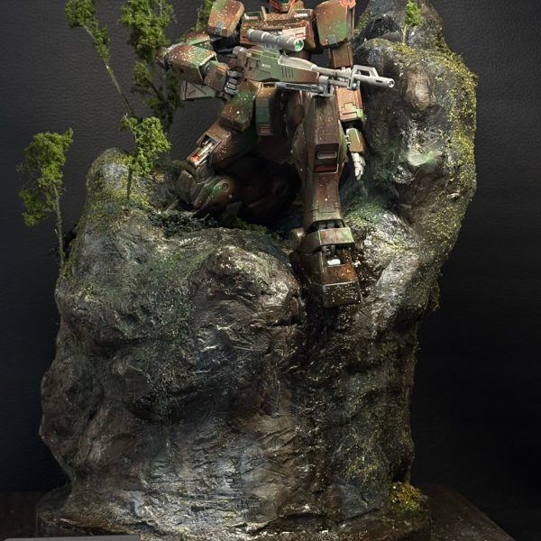 完全に調子乗って名盤も配置しました。レジンから何から何までお金かけすぎました(gundam-kao10)もう後戻りはできません(zaku-kao9)（2枚目）