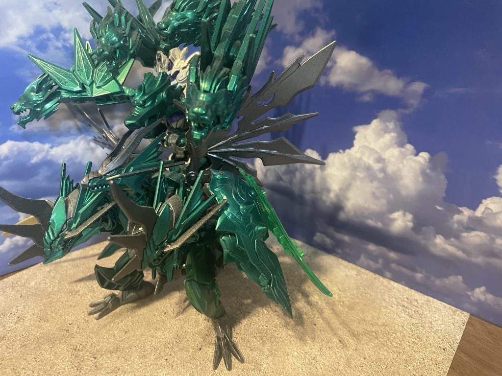 グラスパードラゴンと貂蟬さんをベースにドラゴンヘッドを増やしています