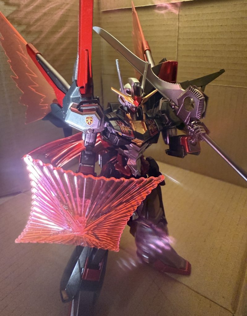 ビーム兵器もいいけど、やはり実体剣はロマン