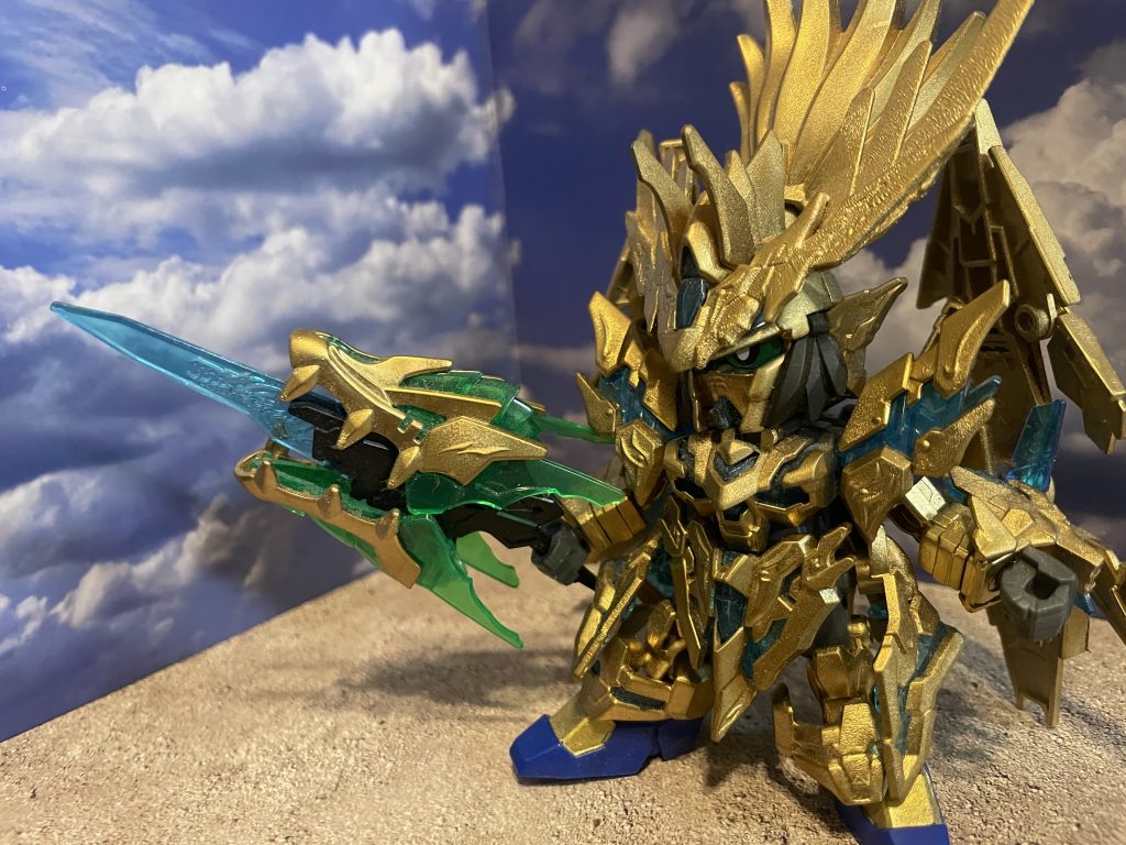 角度をつけたポーズで！