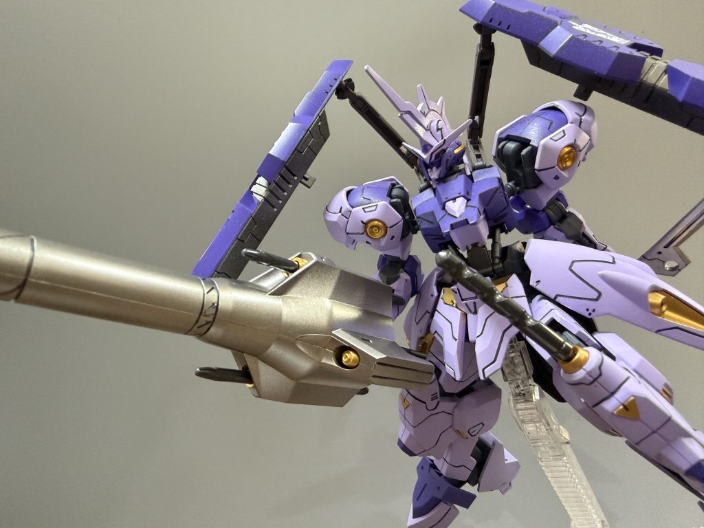 大型のドリルランスもカッコイイ