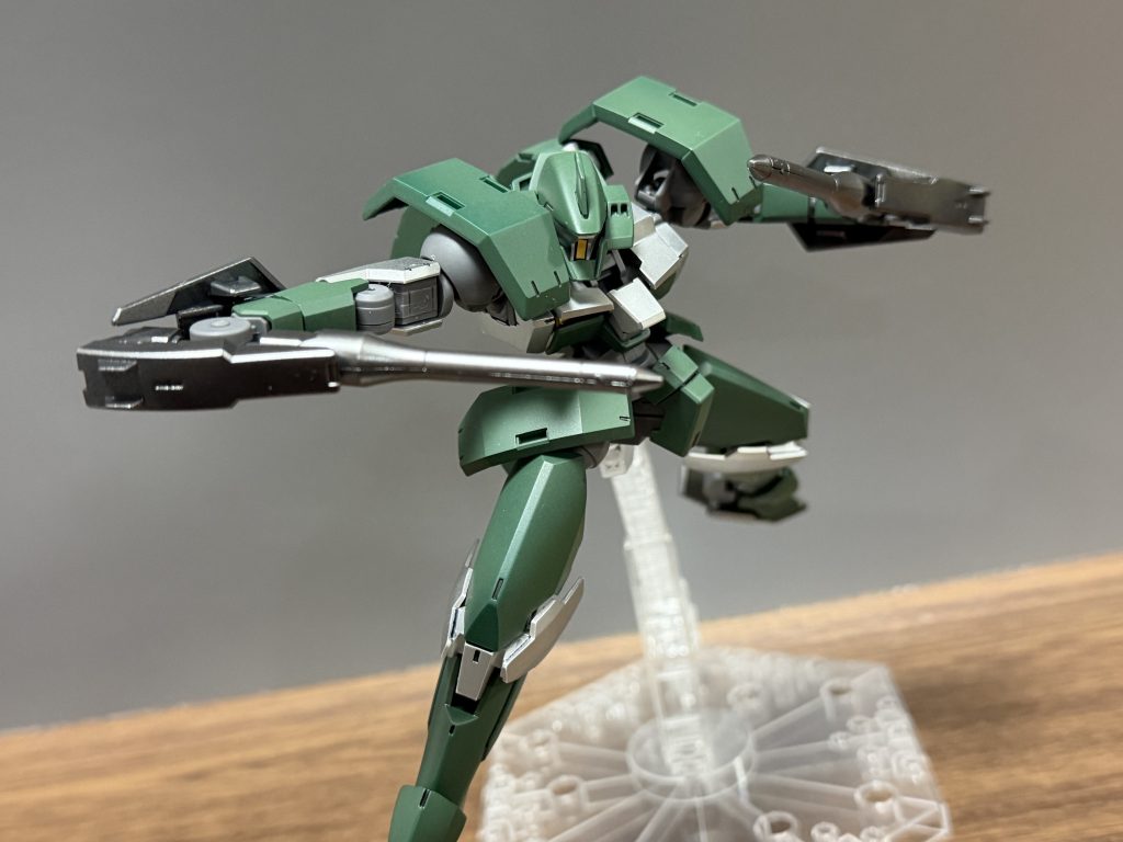 武器が剣ではなく警棒⁈