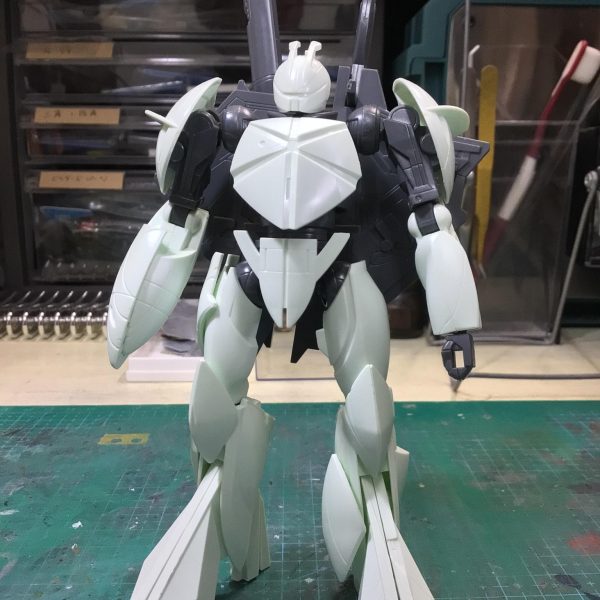 旧キット　1/144 ターンXです。古いキットですがディティールは多めかつ細かく入っており、プロポーションも悪くない。元のキットの良さを生かしつつ気になる箇所を改造していこうと思います。制作記とは言いつつも制作は終わっているので実際には備忘録です|*ﾟДﾟ|┛︎写真が少ないので内容は極薄になっております(; ´_ゝ`) ﾌｯ（2枚目）