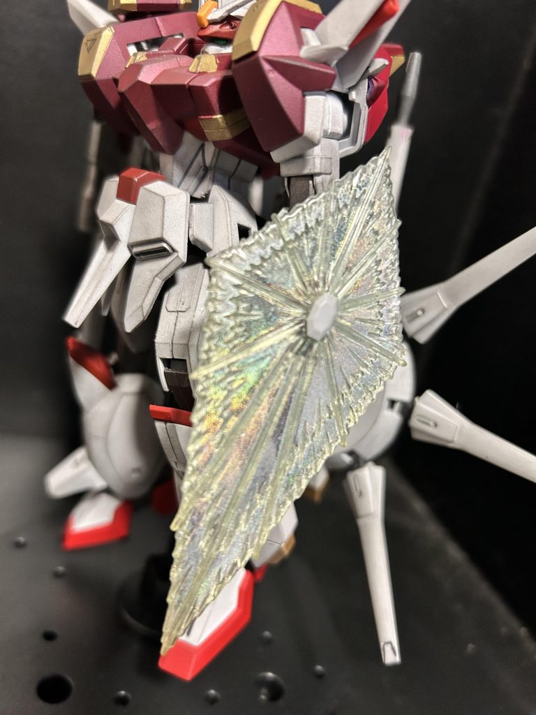 シールドももちろんビームシールドが使える設定裏からホログラムなんとかってのを塗ってます。