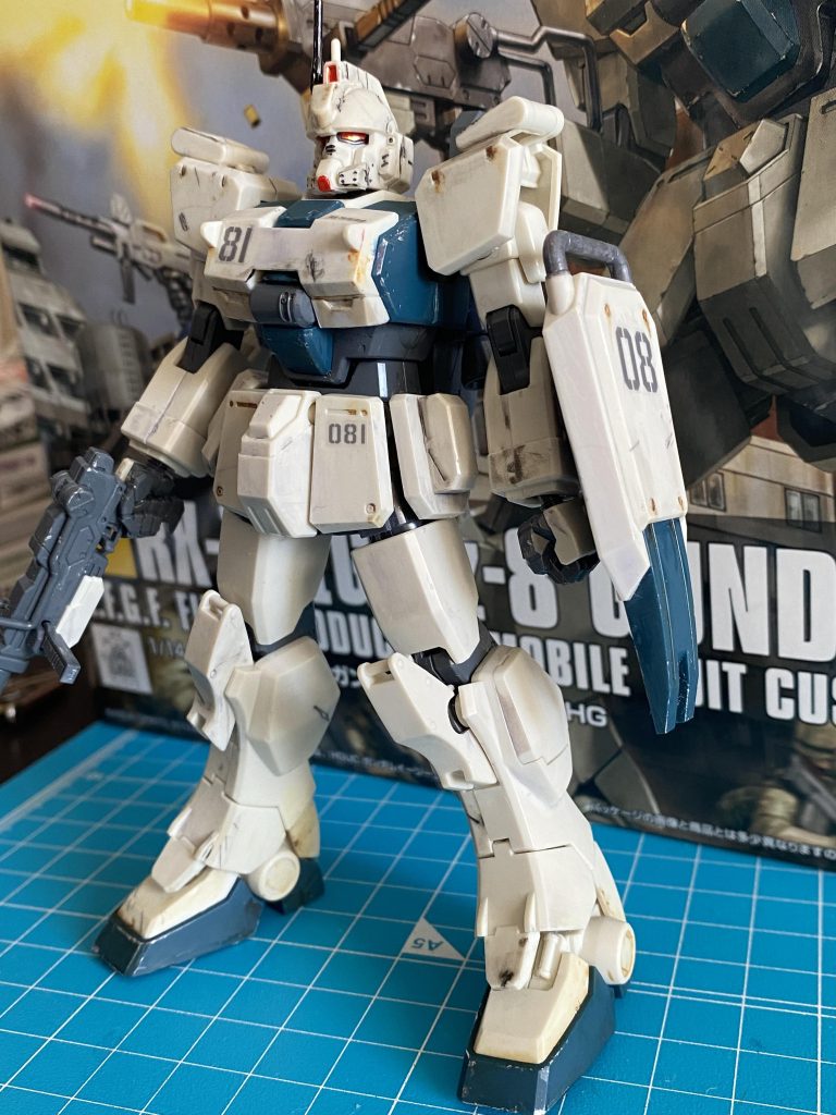 こちらは、ウェザリング塗装デビューした時のＥz8ですねぇ。デビューしたてで、まだ控えめにビビりながらウェザリング塗装してる草薙かんたマジで可愛い😍wwでも、大好きなＥz8がウェザリングでカッチョ良くなった時は、白目昇天するぐらい感動したのを今でも覚えてます(gundam-kao2)ホント、GUNSTAに登録して皆さんと交流がなければ素組みで終わってました。皆さん、ホントありがとう😊