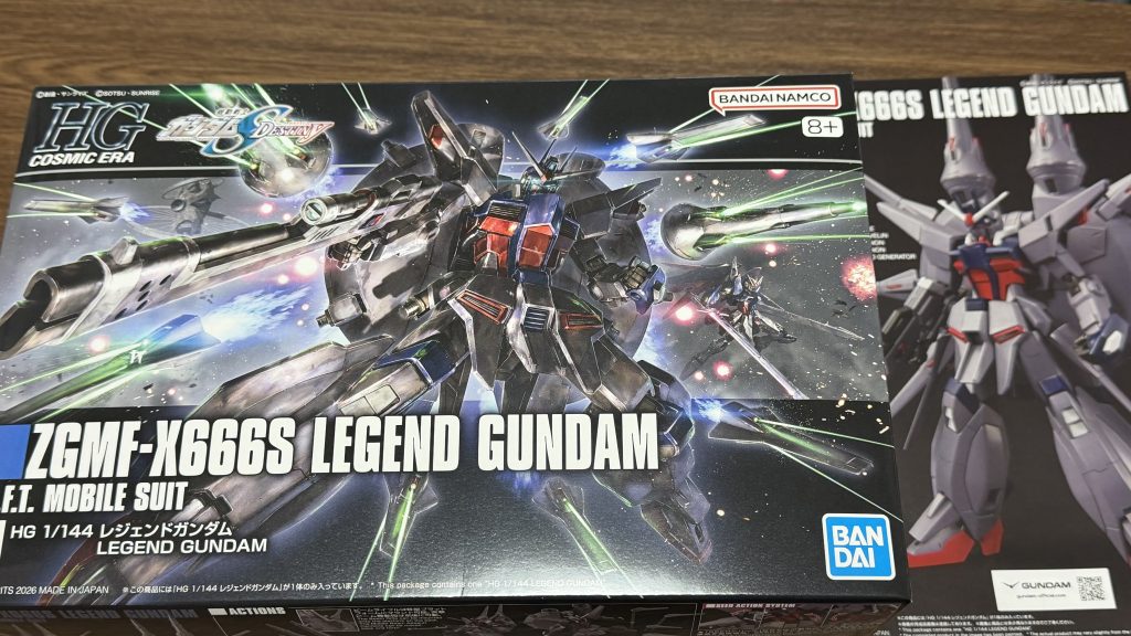 作品名：レジェンドガンダム購入！<p>HGCE レジェンドガンダム無事購入！ パケ絵カッコイイ✨ 寒い中１時間並んだけど開店前ギリでも行けたわ( ´△｀) 旧キットより全然カッコよくなってるしプロヴィデンスが買えない世の中なんでレジェンド頑張って作ります 今 [&hellip;]</p>
