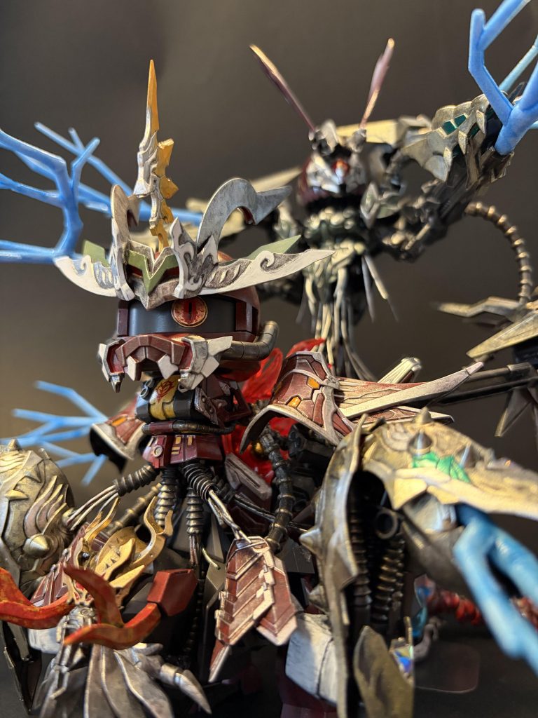 元キットのシャアザクくんの頭の大きさに見合うボリュームたっぷりの体格になりました。