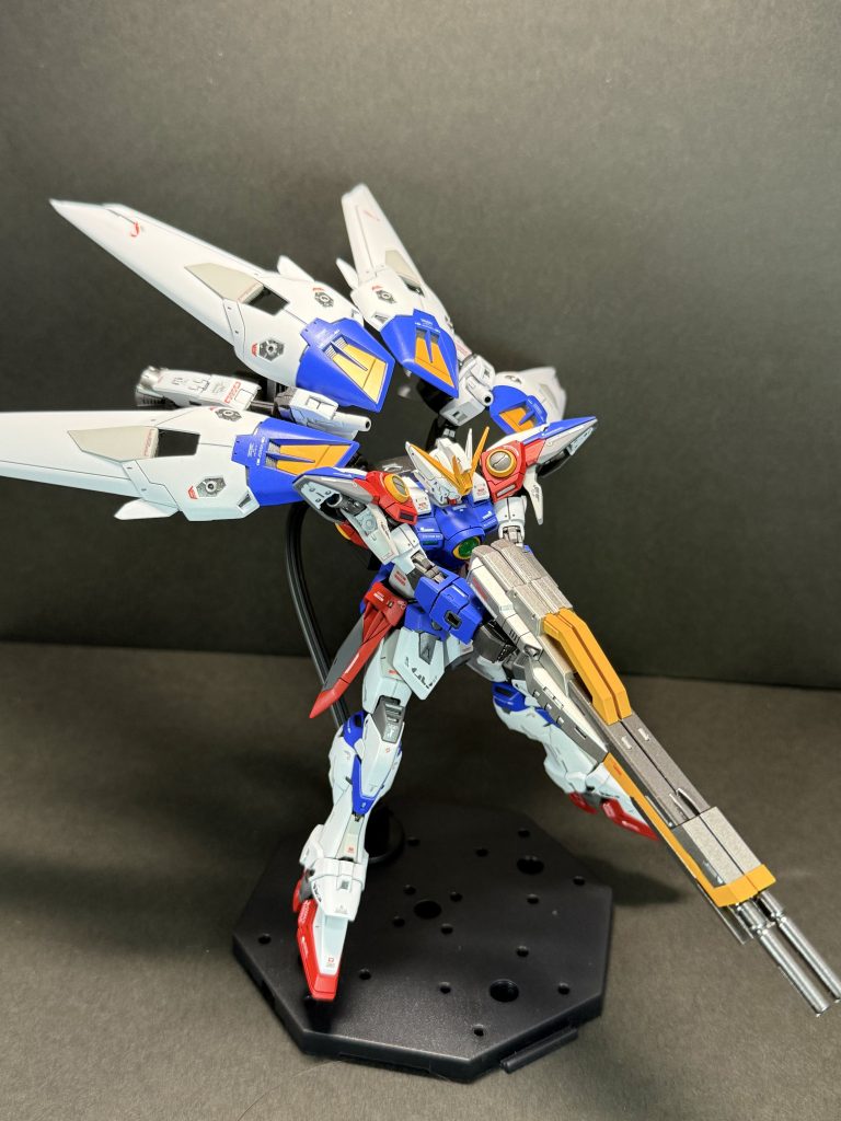 ポージング②ツインバスターライフルは安定のカッコ良さ最新キットは保持力も抜群です！