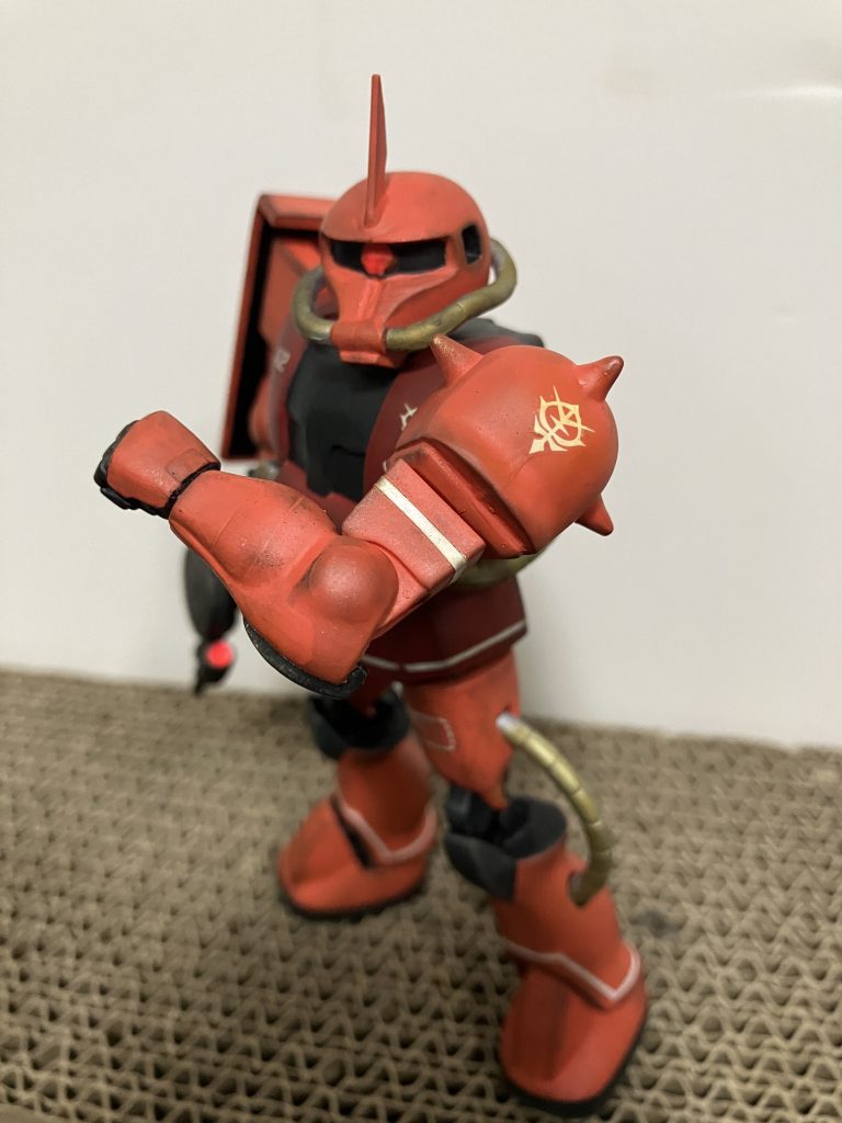 シャアザクです。