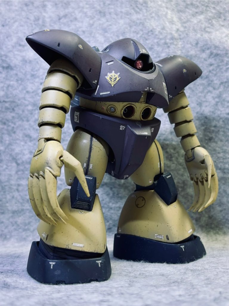 ゴッグは少し前傾姿勢がいいですよね🥰他にも肩アーマーの延長と足首の短縮をしています🛠️