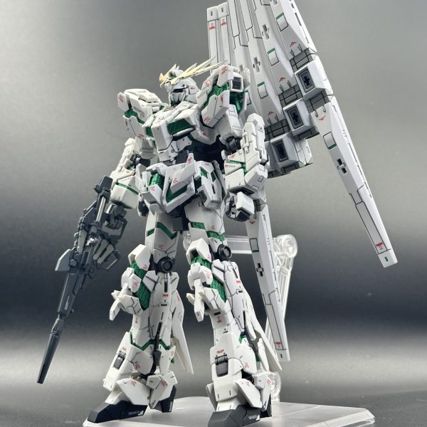 UNICORN GUNDAM