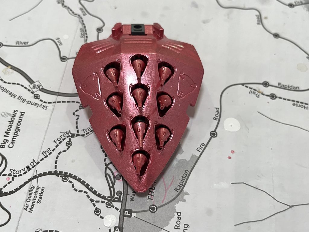 これは個人だけの製作感想です。接続のPCパーツは小さくてファンネルをひとつずつコンテラに込むのは大変だった。