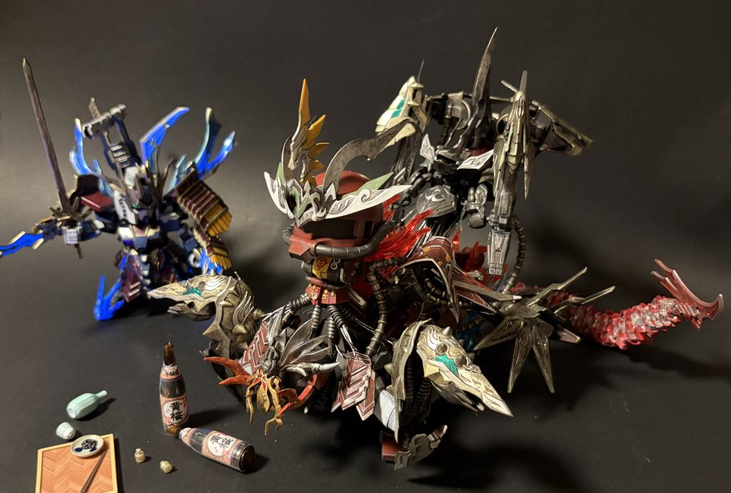 ヤシオリ作戦が成功したようですサンダーボルトではサイコザクに雷が落ちて起きますが古事記ではこのままスサノオに倒されますさてさてこの後どうなってしまったのか(八塩折之酒は酒樽と言われてますが、黄桜が好きだったようです)