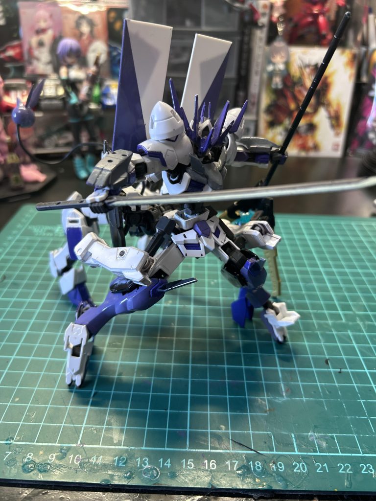 変更箇所は胸部アーマー排除、胸部装甲改修くらいですそしてなんと僕のX垢がロックされてしまいました😱ロック解除のためのパスが容量不足でメールに届かず四苦八苦しております...乗っ取りかもしれませんので不審な動きをしていたら躊躇せず通報してくれたら幸いです💦そうなった場合また新しいアカウントで活動していきますのでよろしくお願いします！