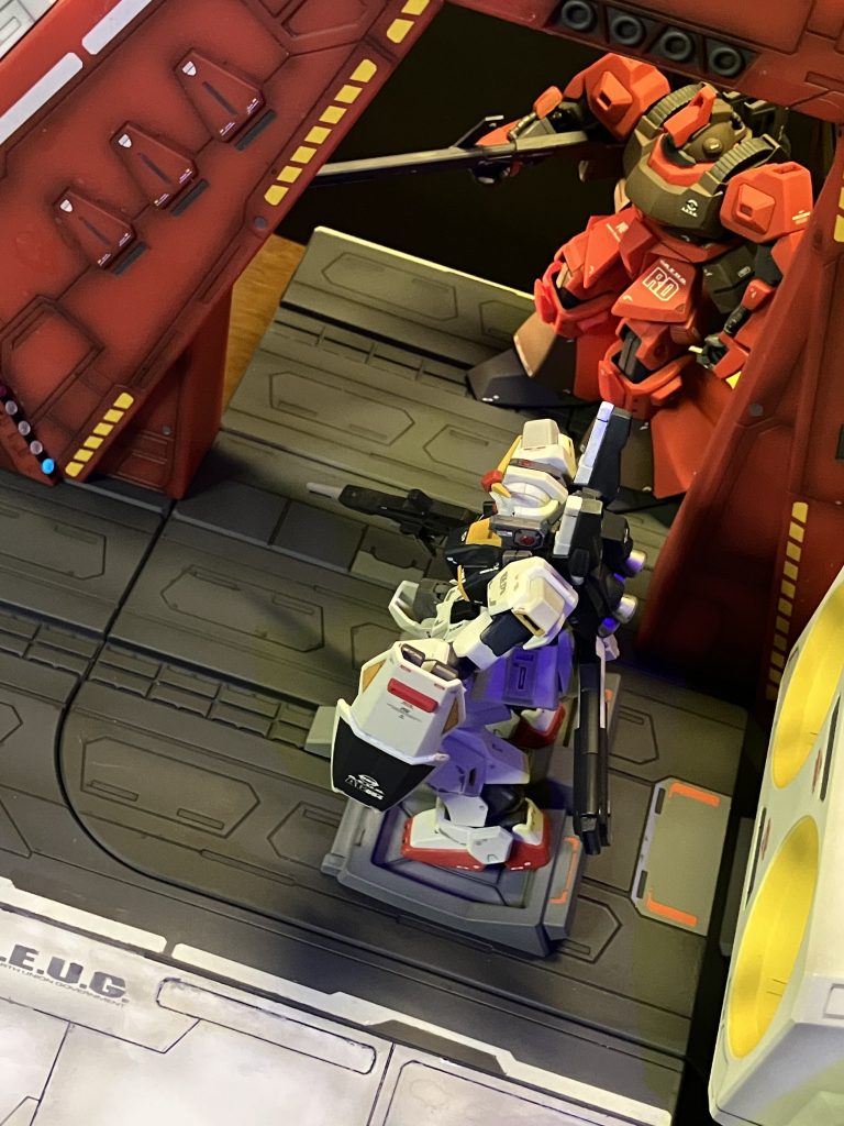 上方からのカット