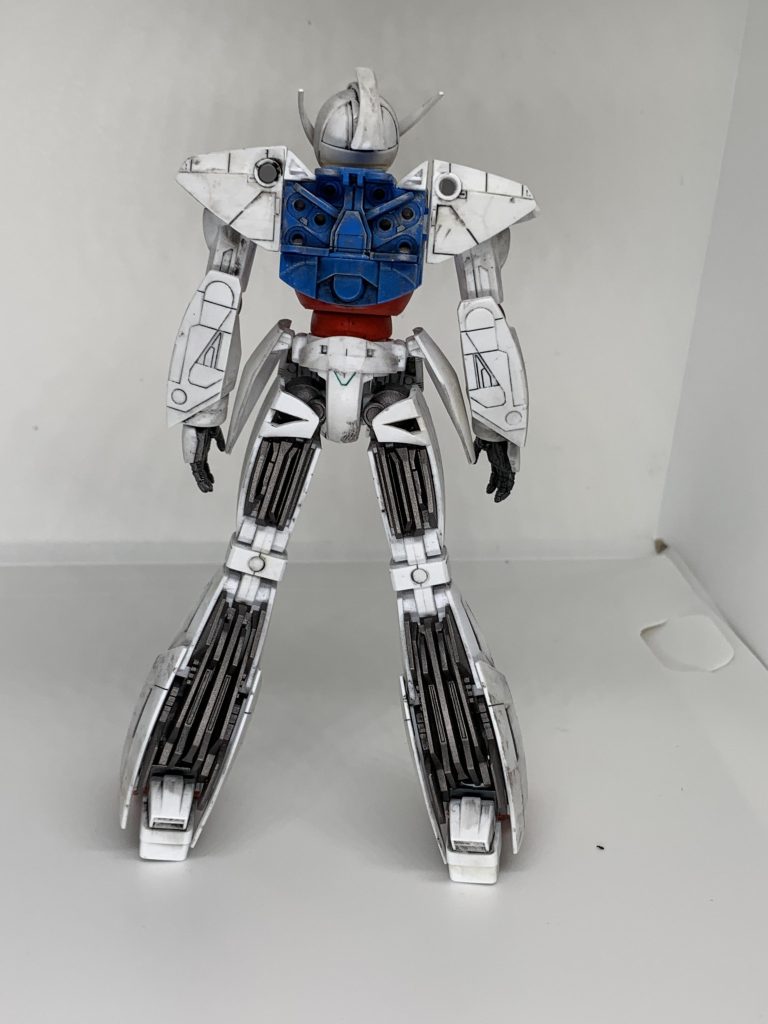 ∀は背面が格好よいです！スラスターベーンがとても綺麗！