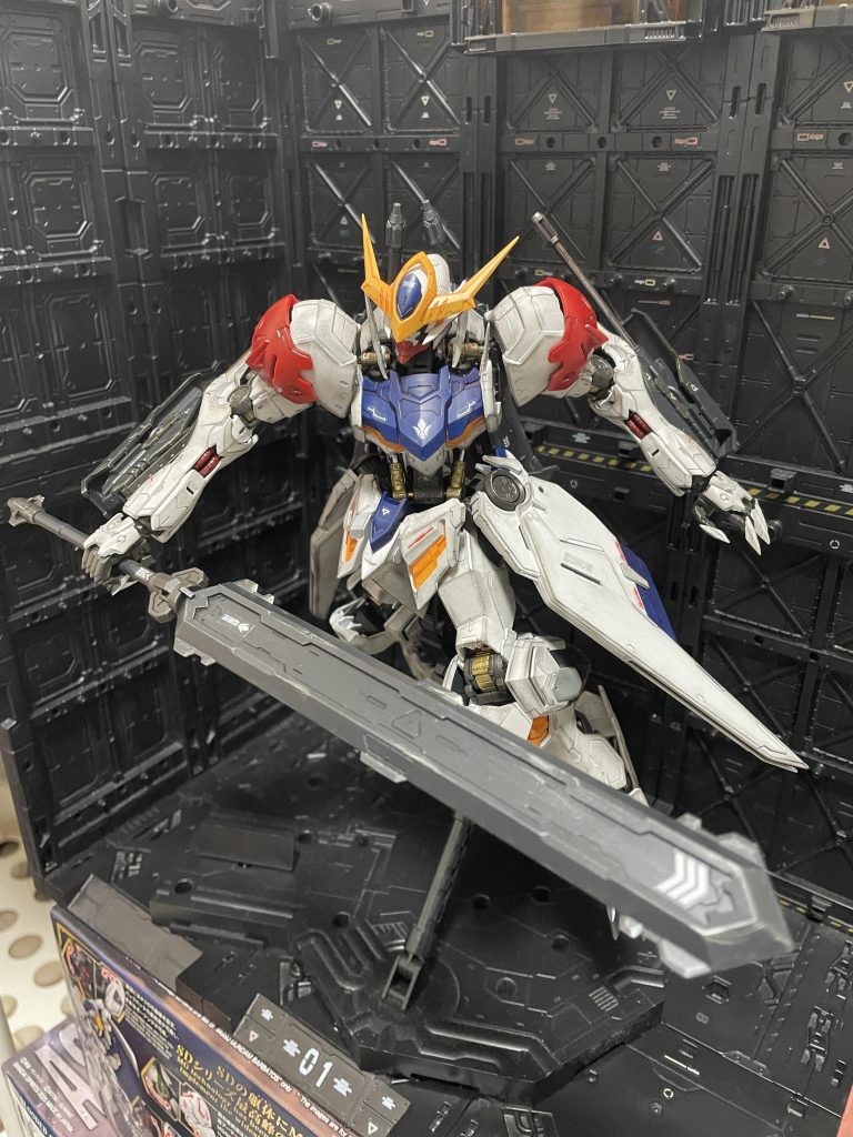 ウェザリングはリアルタッチマーカー、ウェザリングマスター、シルバーのドライブラシです。汚しすぎたかな〜と思ったんですが、トップコートして組み上げて、全体で見るとちょうどいい感じかなと😆