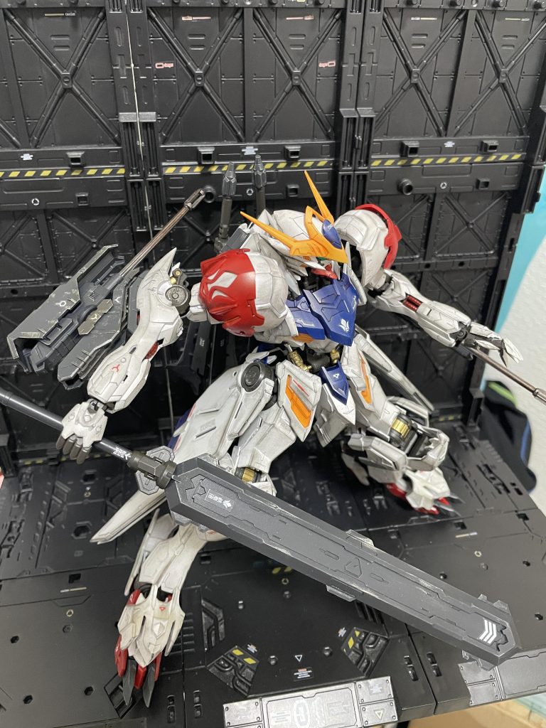 ここ最近オルフェンズのキットばかり組んでますが、やっぱり野生味あってカッコいいですね〜👍