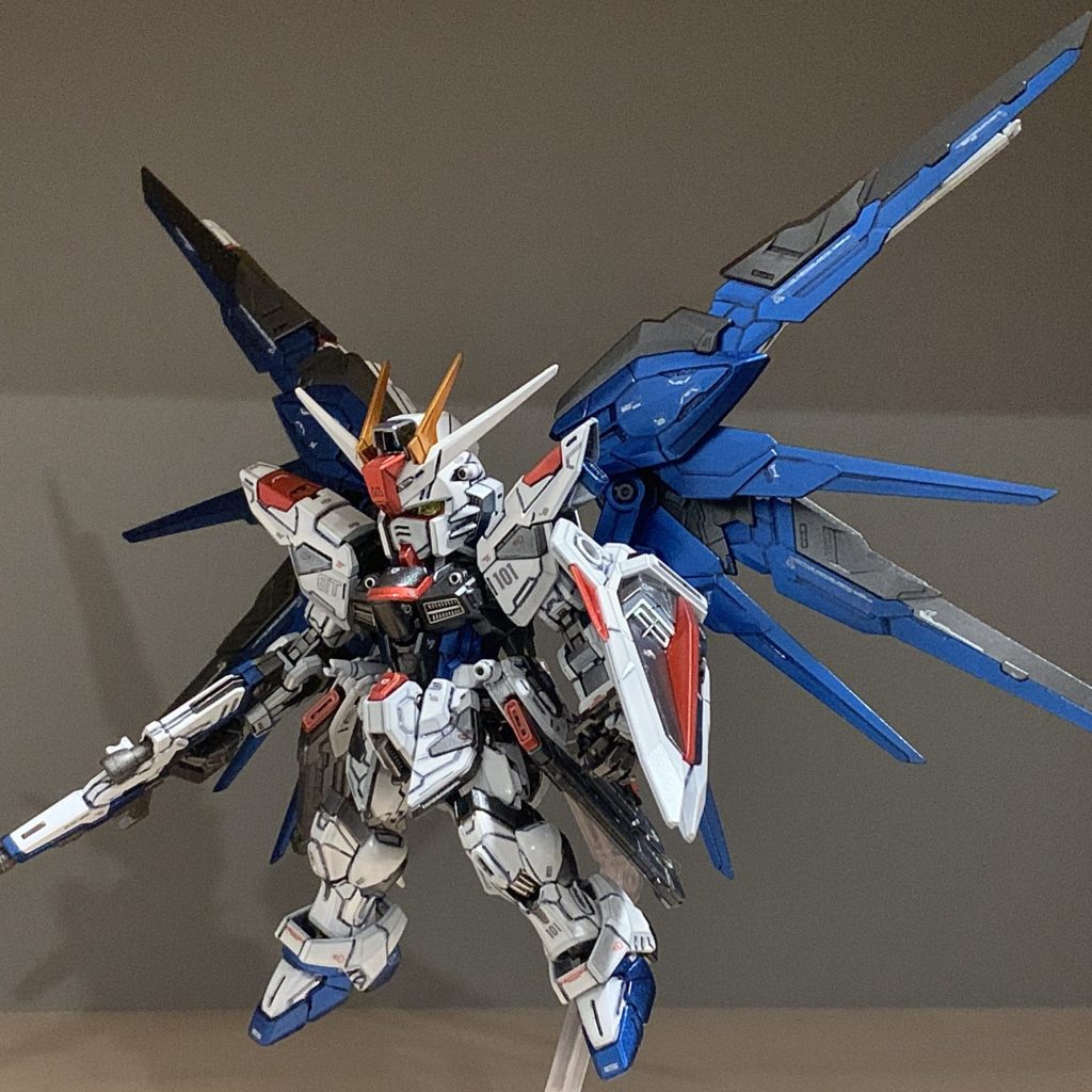 MGSDフリーダムガンダム全塗装 MGSD フリーダムガンダム 全塗装｜ドラドラさんのガンプラ作品｜GUNSTA