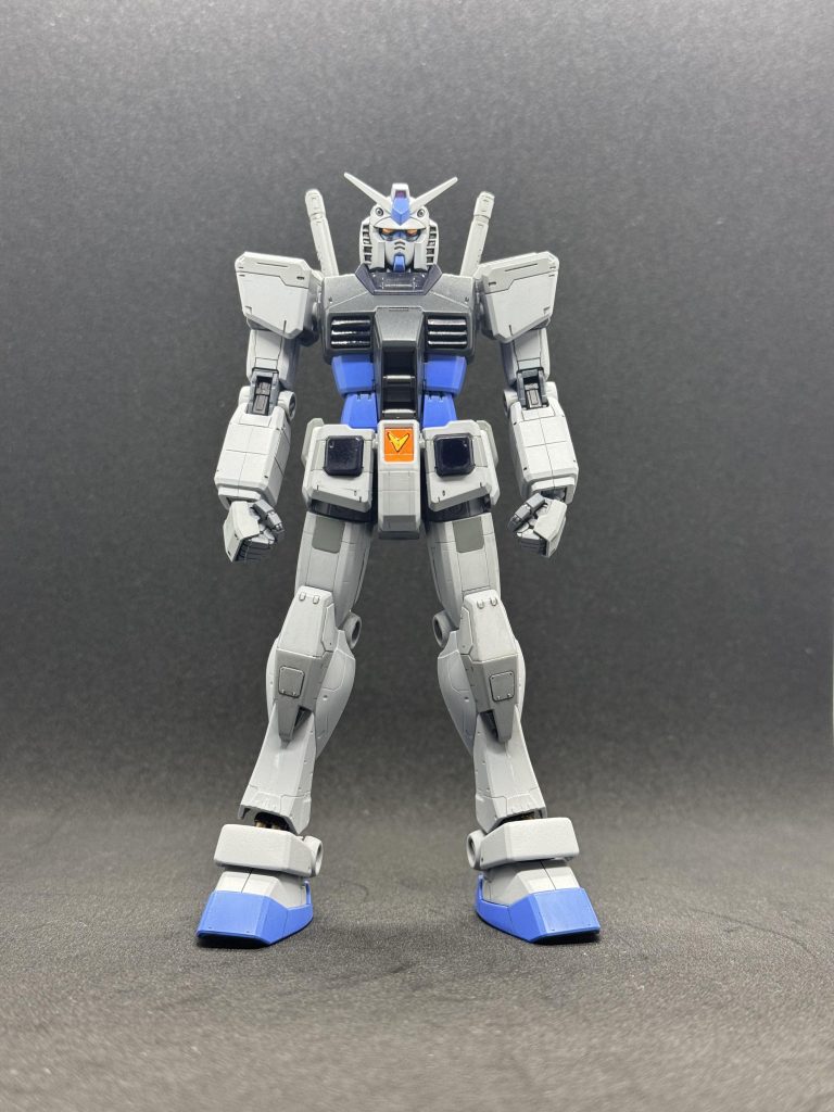 工作課程　デカール貼る前の最終確認作業中