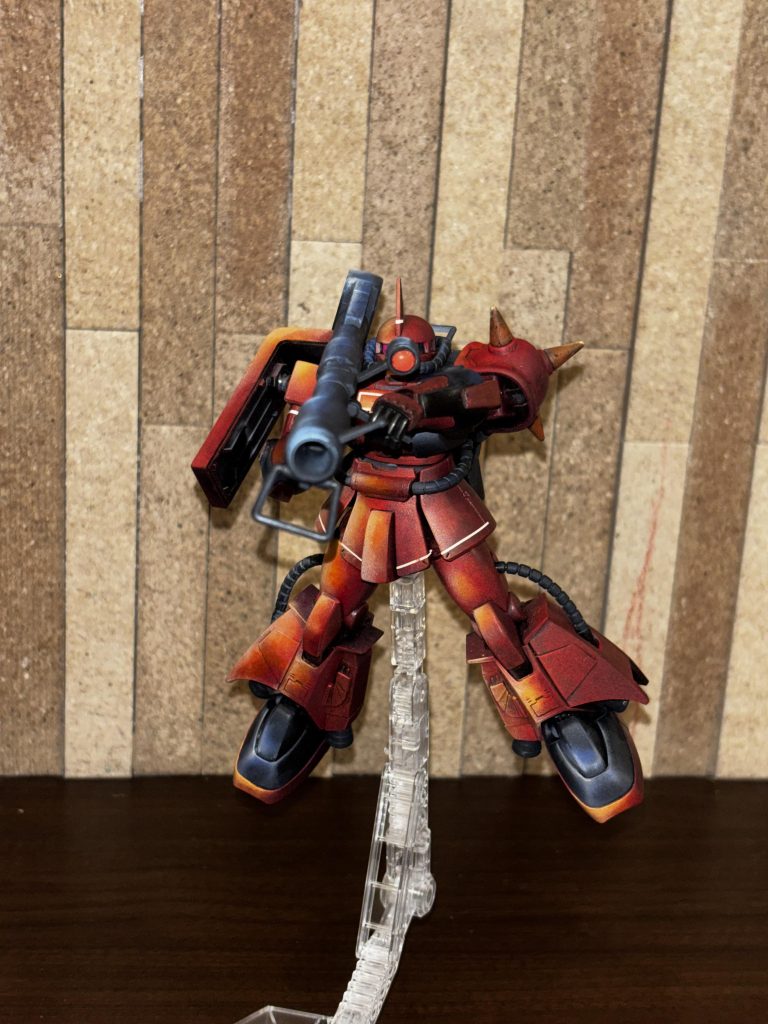 スコープに目線合わせてみました。スコープはキットのシールにレジンです。特にこだわりはなかったのですが、シールのままより連鎖っぽくなるかなと⭐️