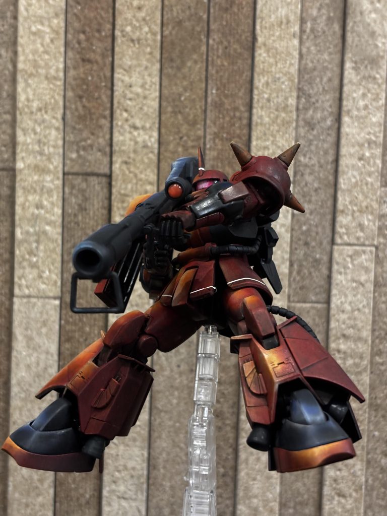 キメポーズ反対アングルで。かげの面です。同じポーズなのですが、一つ前の画像と全く違って見えます。