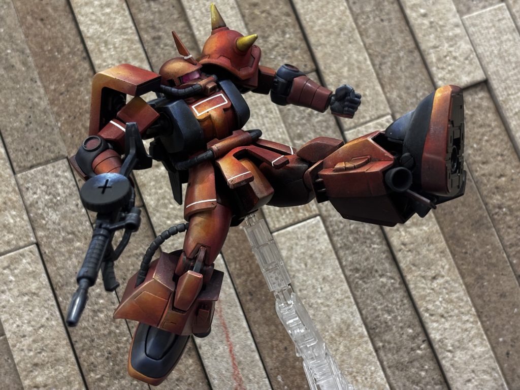 ライデンキィッッッック‼️毎日30分ほどのリビング塗装で飽きずに楽しめました😅塗れば塗るほど味が出て、日々変化を感じ、模型作りの楽しさを味わうことが出来ました。最後までご覧頂きありがとうございました。