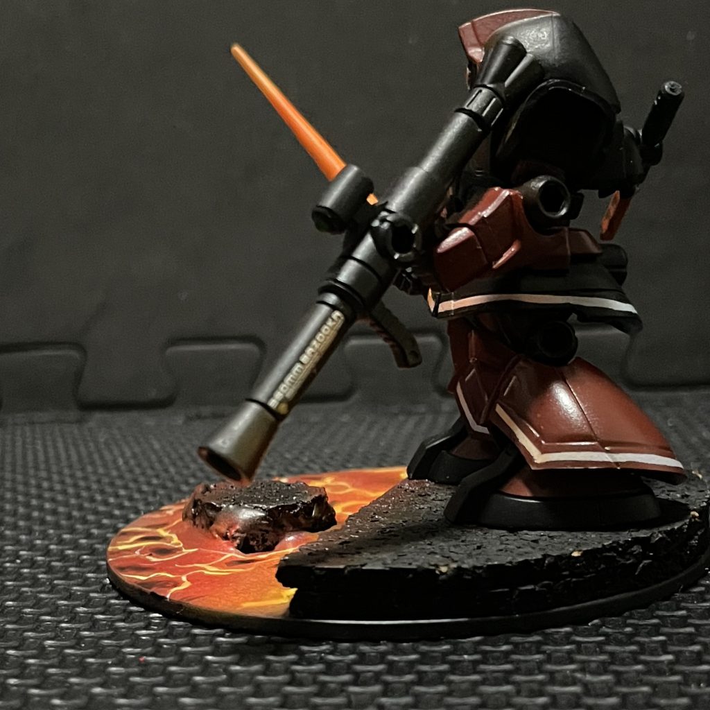 台座自作　モビルスーツアンサンブル　マグマのドム　–3枚目/制作者：Zigma