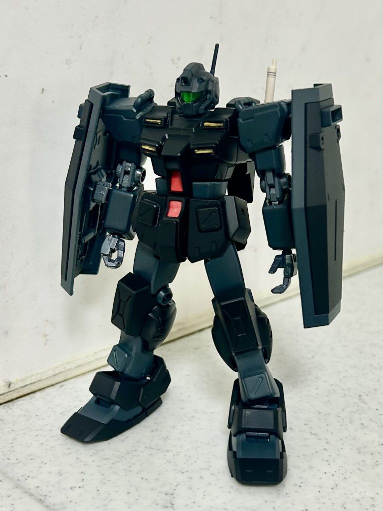 塗装後がこちら。ダークブルーとダークグレーで塗り分けてます。