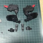 なかなか進まないですが、これだけ進みました。白外装を塗ったら、一気に組み上がって[…]