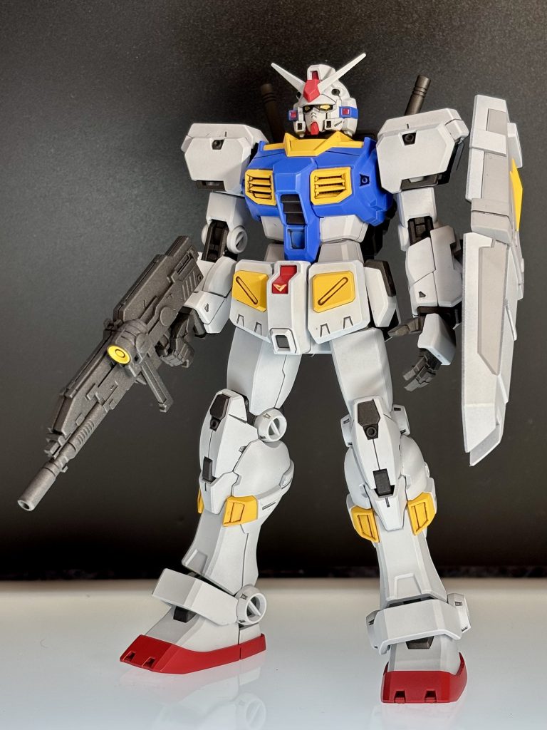 デザインはカトキ版なのでシュッとしてますねえ。目は塗り分けてます。