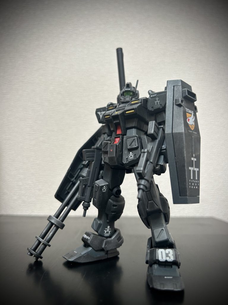 パワードジム強襲型　T3部隊配備機