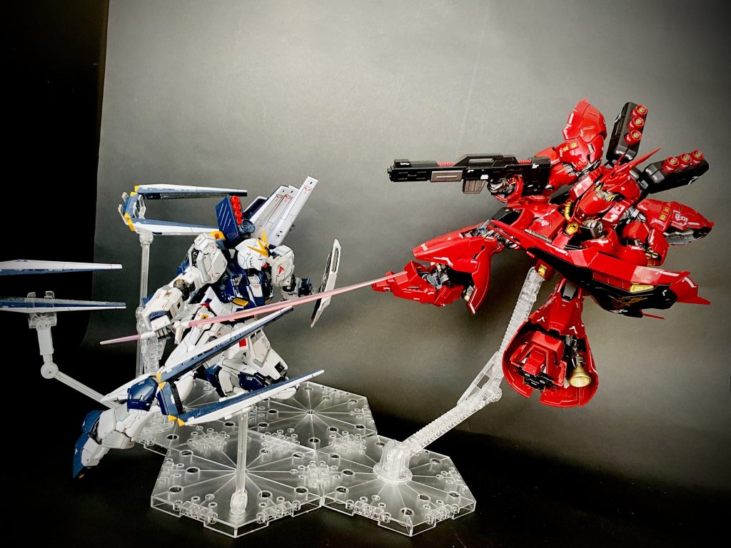 アムロとシャアの最終決戦！シャア「シャア•アズナブルが粛清するのだ」