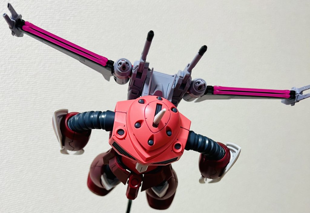 ズゴックのシールは中身のジャスティスのカメラアイのみ。